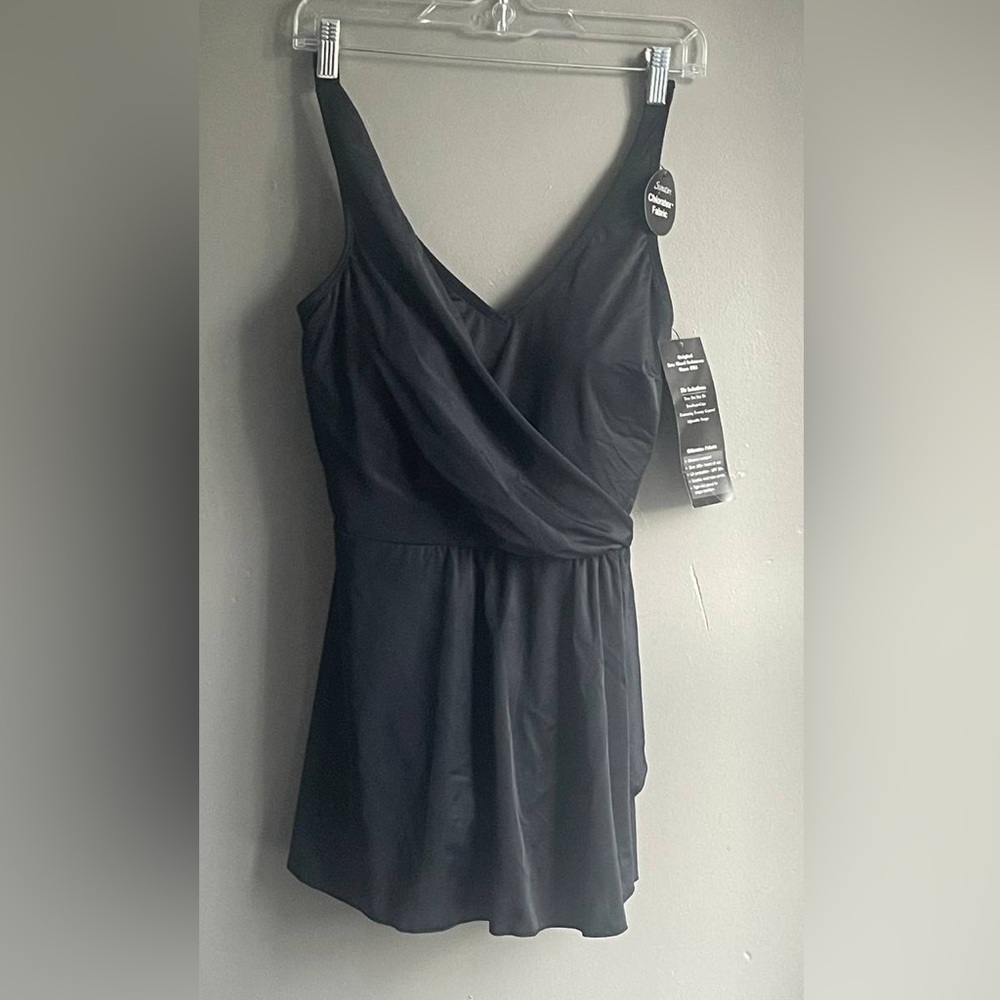 Roxanne Shirred Swimdress Bra 16 36C Black Beach Resort Vacay UPF 50+ Chloratex
